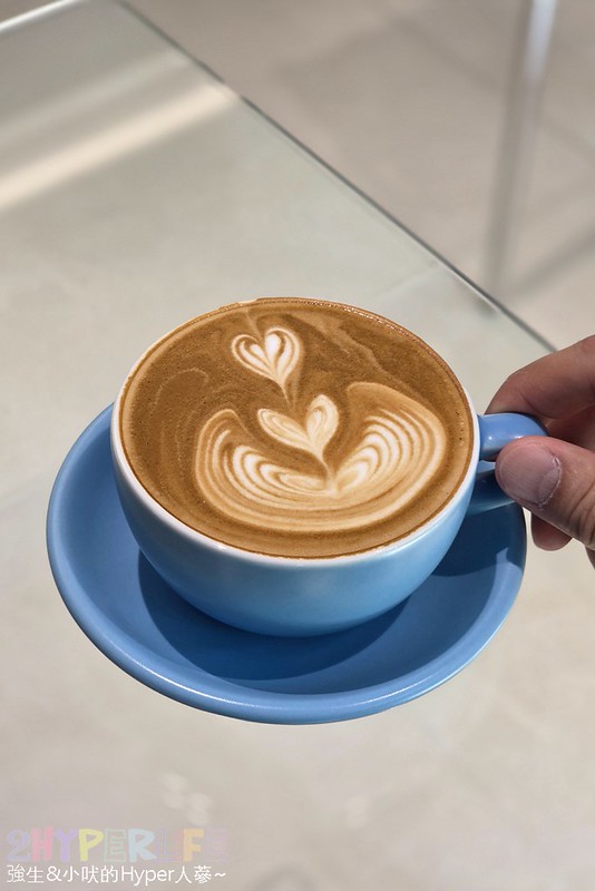 Bleu Cafe│質感藍灰色系風格咖啡廳,有麵包輕食也有吃得飽的咖哩飯! @強生與小吠的Hyper人蔘~