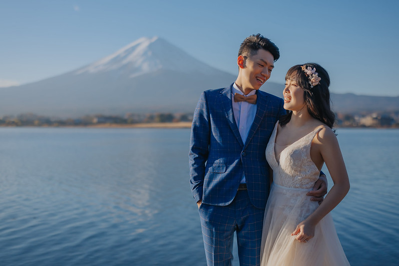富士山婚紗,海外婚紗,日本拍婚紗,旅拍婚紗,富士山景點,富士山楓葉,婚紗照,富士山銀杏,富士山櫻花,海外婚紗推薦