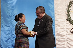 Presidente Bernardo Arévalo y Ministra Anabela Giracca entregan Orden Nacional Francisco Marroquín en Palacio Nacional de La Cultura 20260625 by Gobierno de Guatemala