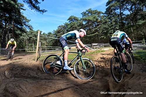 elite2 & u23 (402)