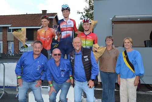Tielt 01-10-2026 podium met bestuur