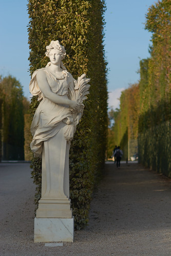 Statue de C?r?s