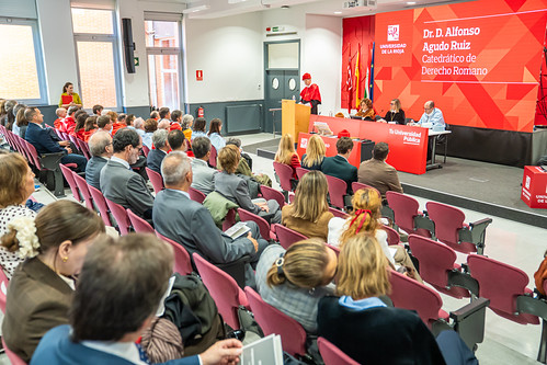 Acto de imposici?n del Doctor Honoris Causa a Antonio Fern?ndez de Buj?n y Fern?ndez