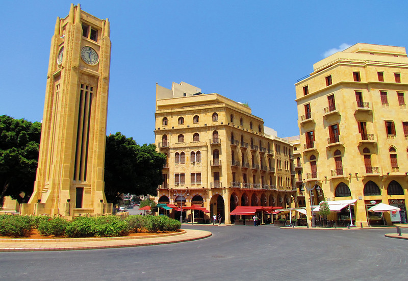Najmah Square (Place de l'Étoile), Beirut (بيروت)<br/>© <a href="https://flickr.com/people/21013862@N08" target="_blank" rel="nofollow">21013862@N08</a> (<a href="https://flickr.com/photo.gne?id=7527801680" target="_blank" rel="nofollow">Flickr</a>)
